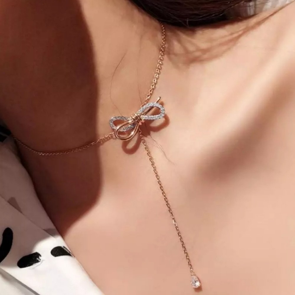 Bow Tassel Gold Short Clavicle Chain